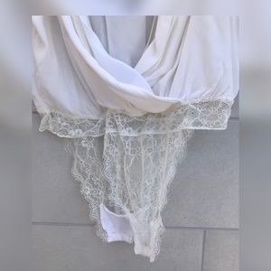 White shirt bodysuit long sleeve